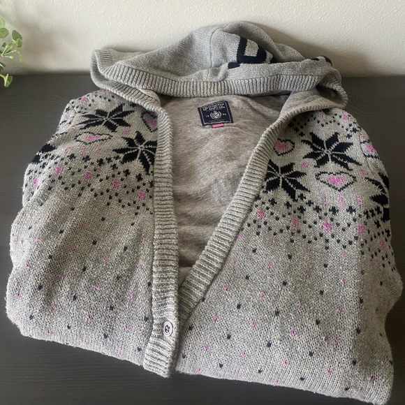 VS Pink Knit Hooded Sweater Size Medium - Picture 3 of 4